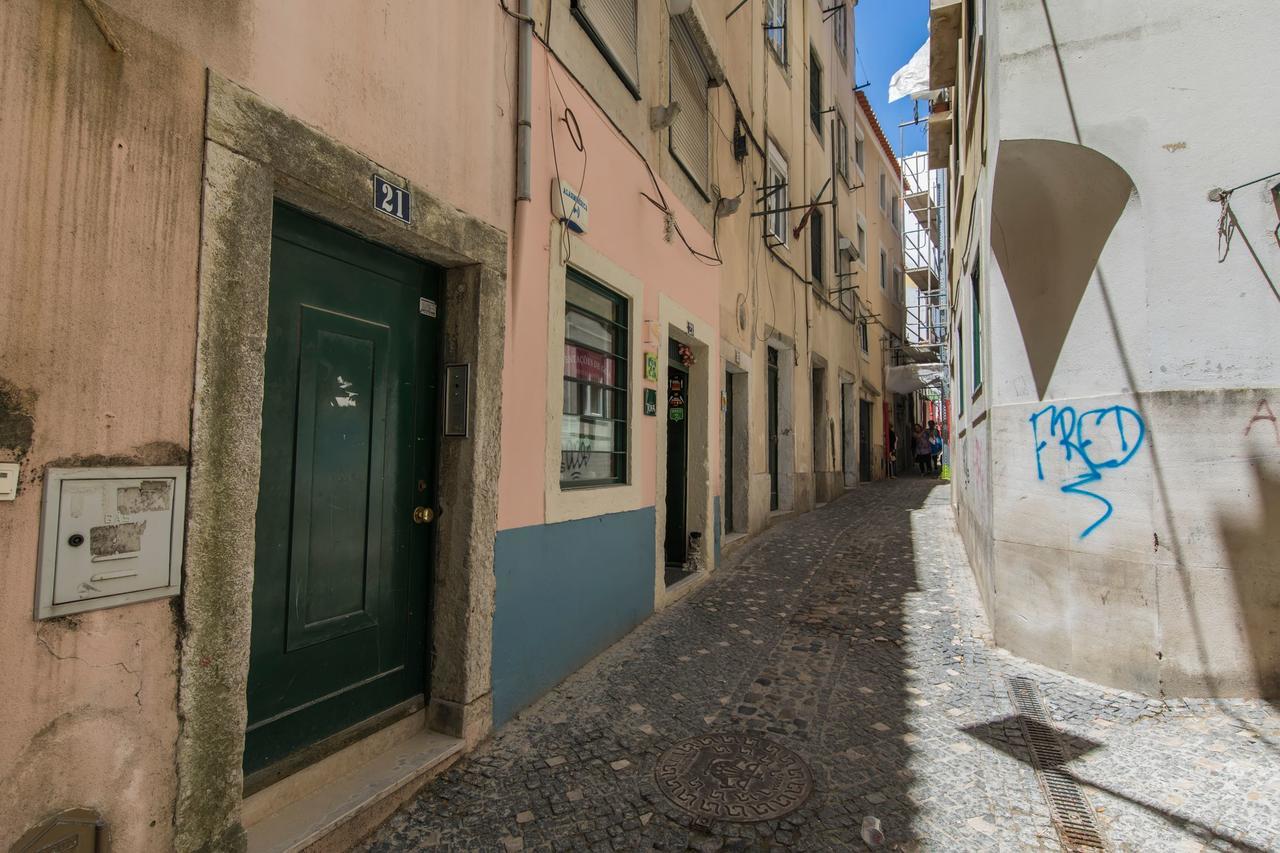 Martim Moniz Charming By Lisbon Village Apartments Экстерьер фото